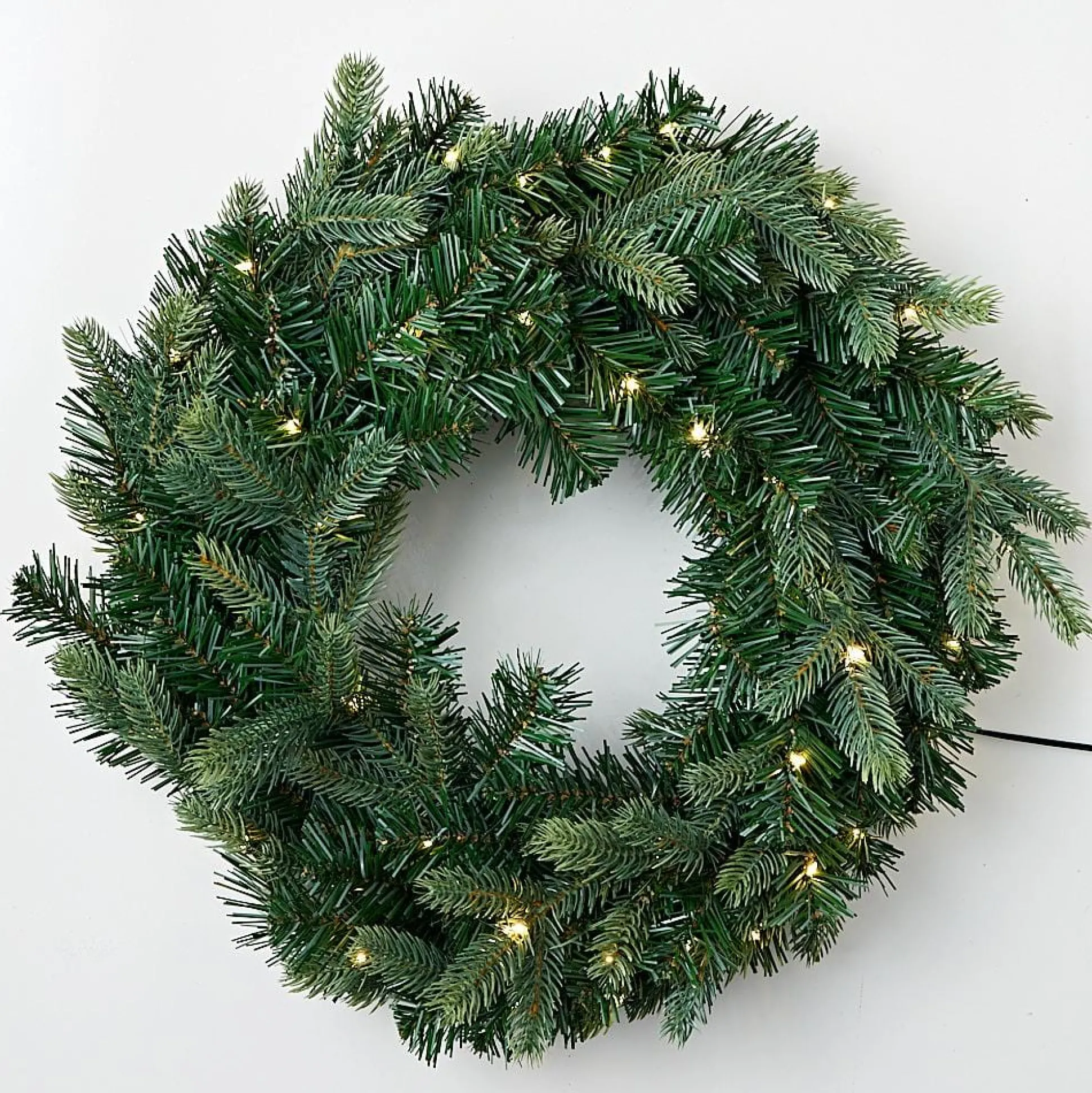 Pre-Lit Warm White Geneva Wreath (50Cm)