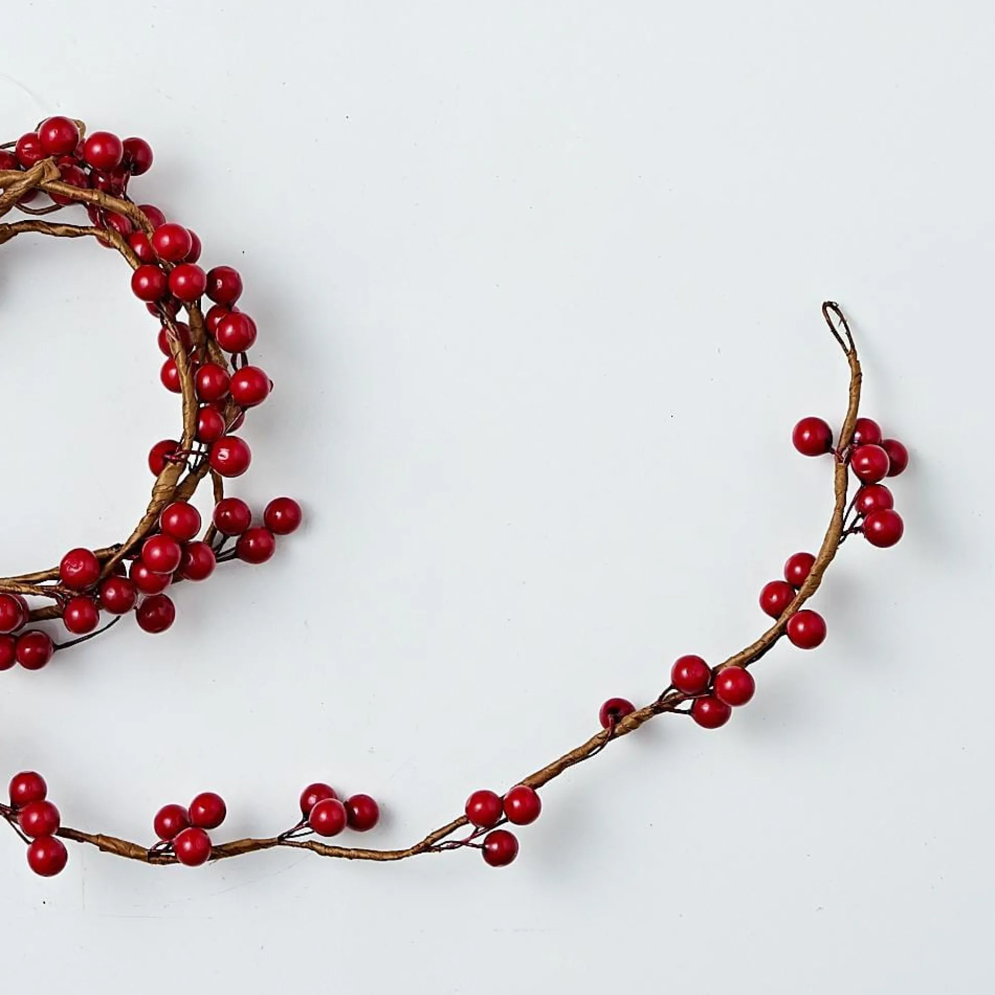 Red Berries Garland (1.5M)