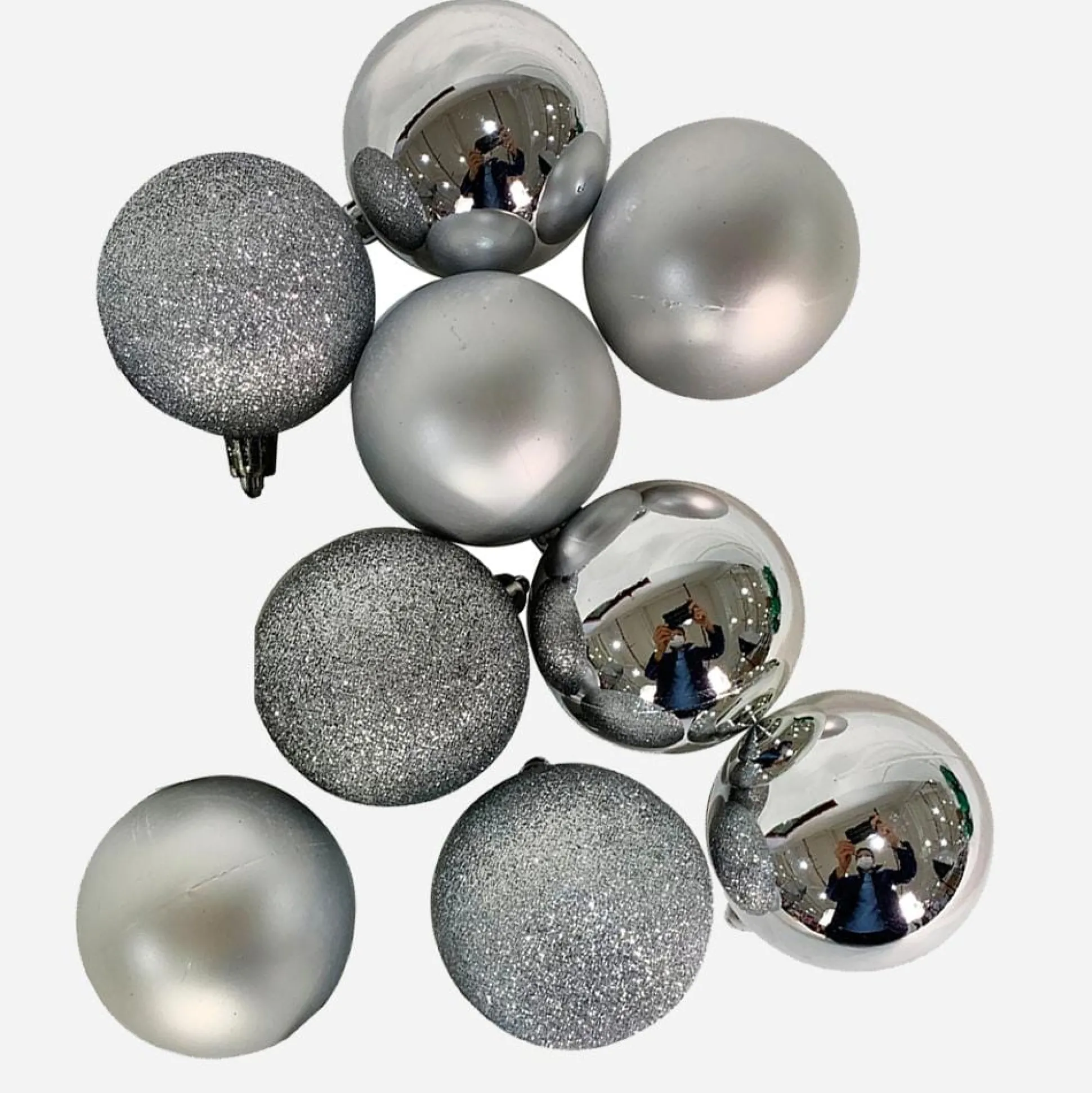 Silver Baubles (8Cm)